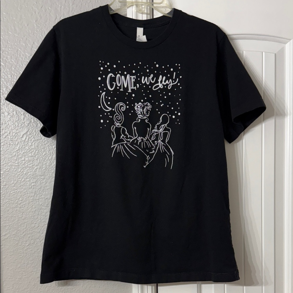 Hocus Pocus Black Graphic Tee with “COME, we fly!” Design
